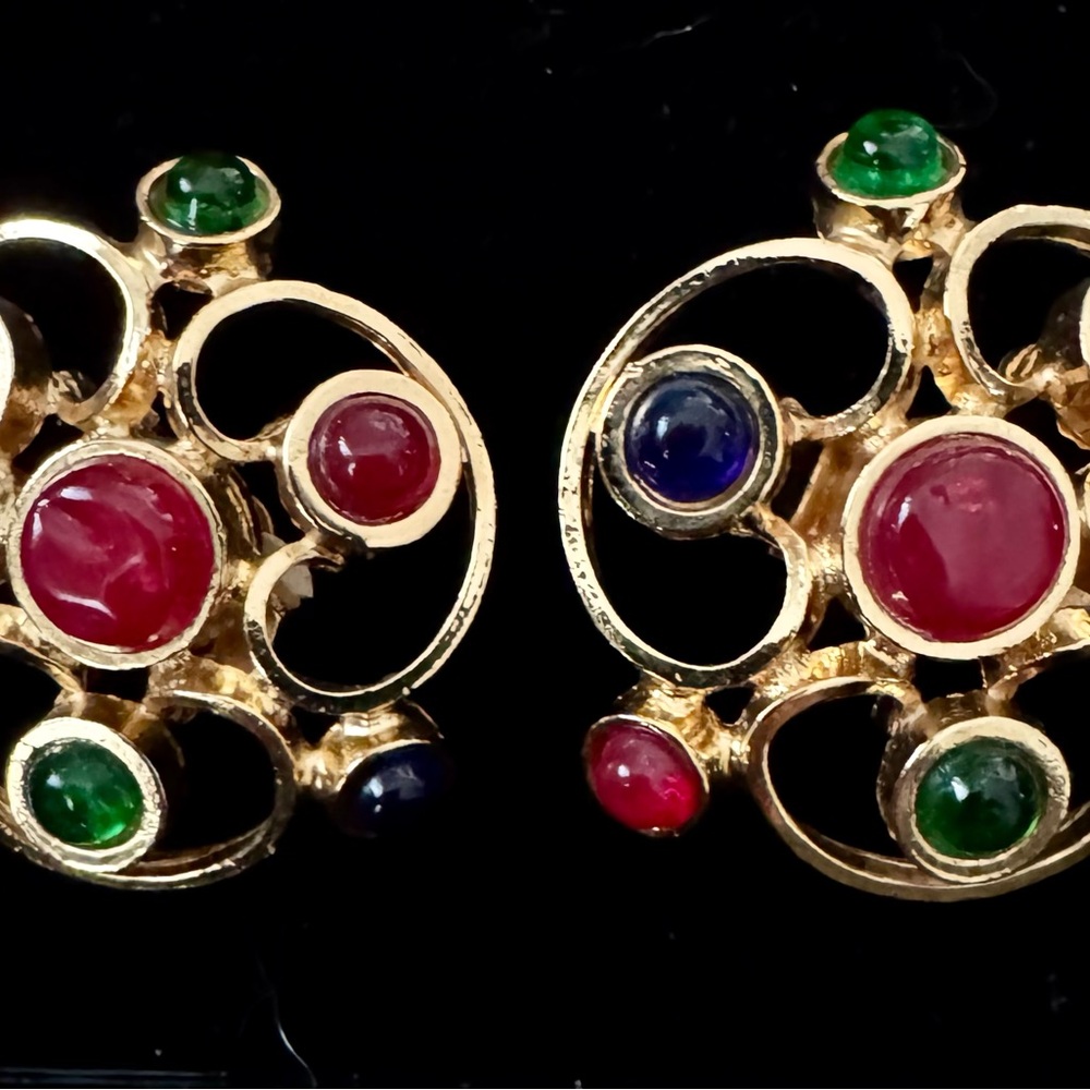 Chanel Vintage Gripoix-Style Multicolor Glass Cabochon Earrings - Picture 2 of 5